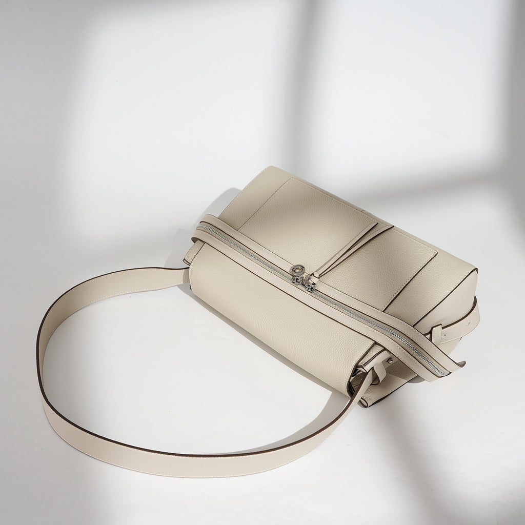 Large Leather Commuter Tote Handbag