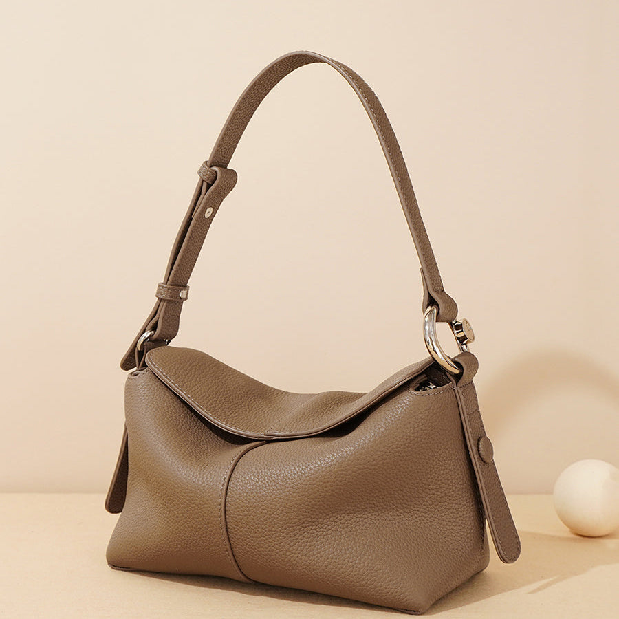 Minimalist Full Grain Leather Camera Bag