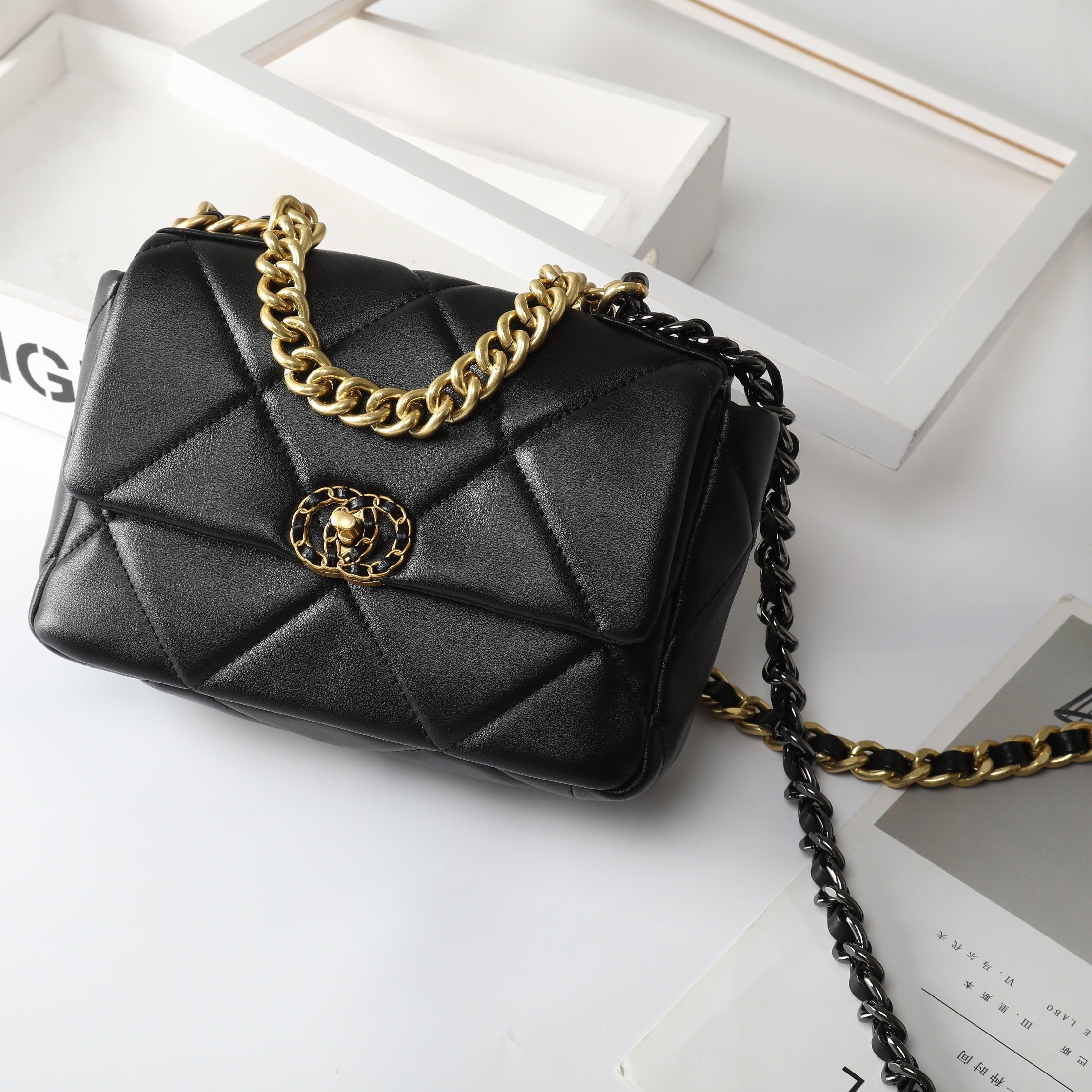 Top Grain Cowhide Quilted Chain Bag