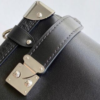 Black Grained Leather Side Trunk Bag - VVISN