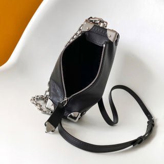 Black Grained Leather Side Trunk Bag - VVISN