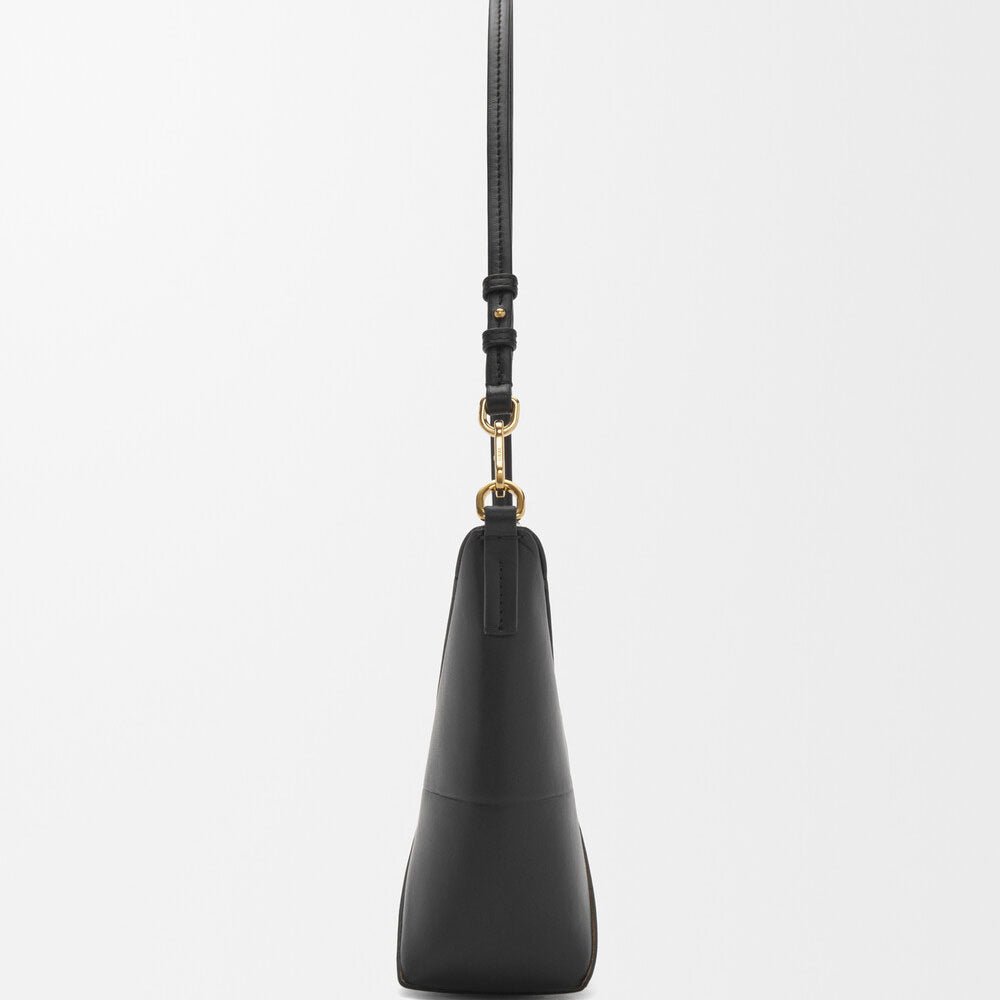 Black Puzzle Fold Nappa Leather Pouch - VVISN