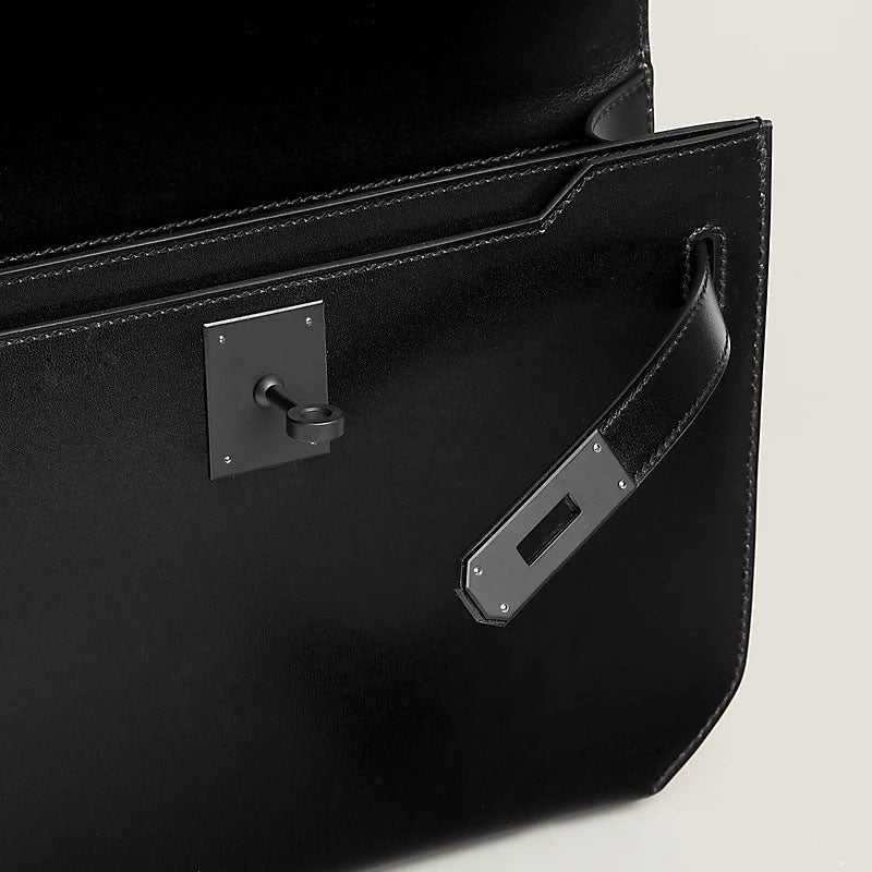 Box Calfskin Pouch with Black PVD - VVISN