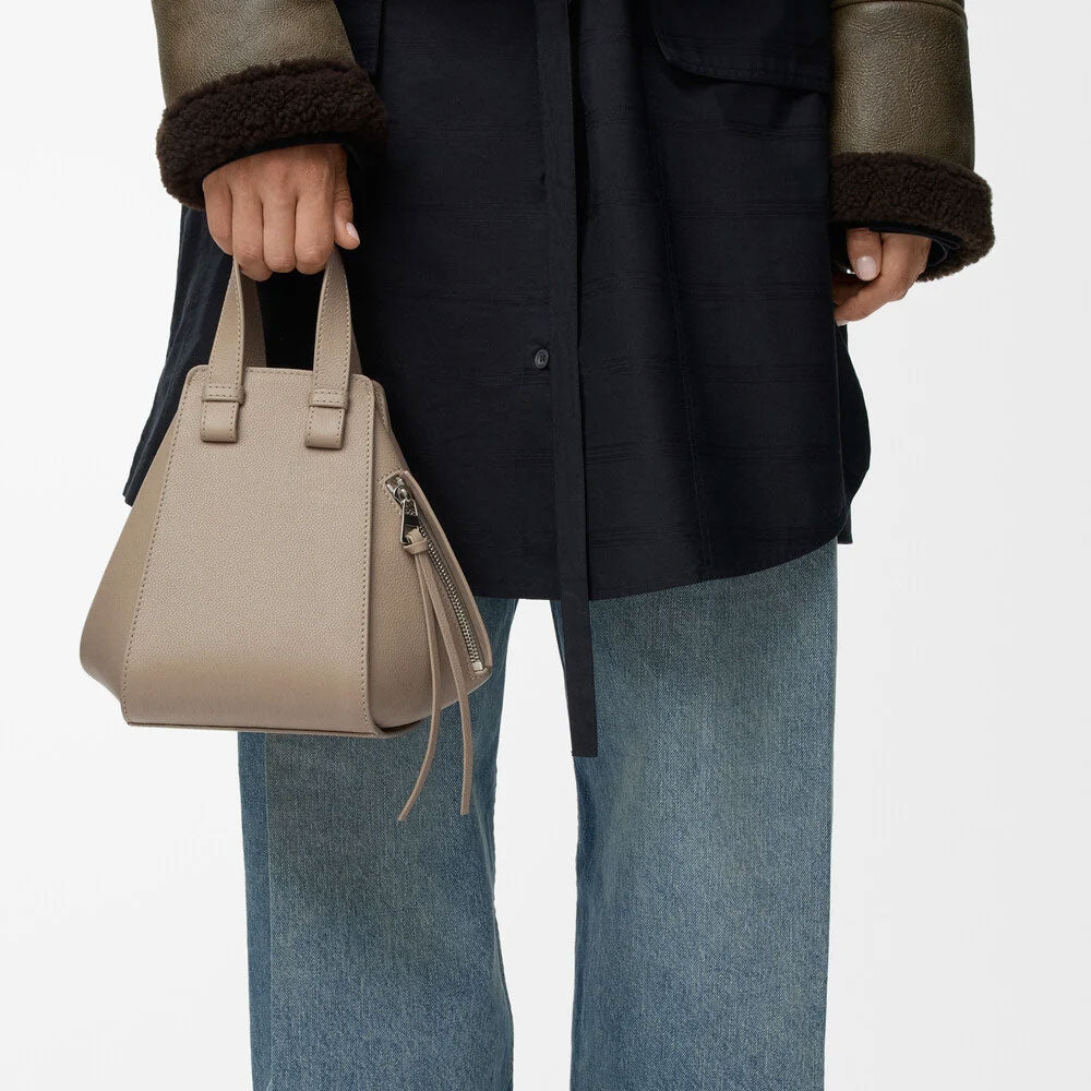 Compact Grained Leather Hammock Bag Clay - VVISN