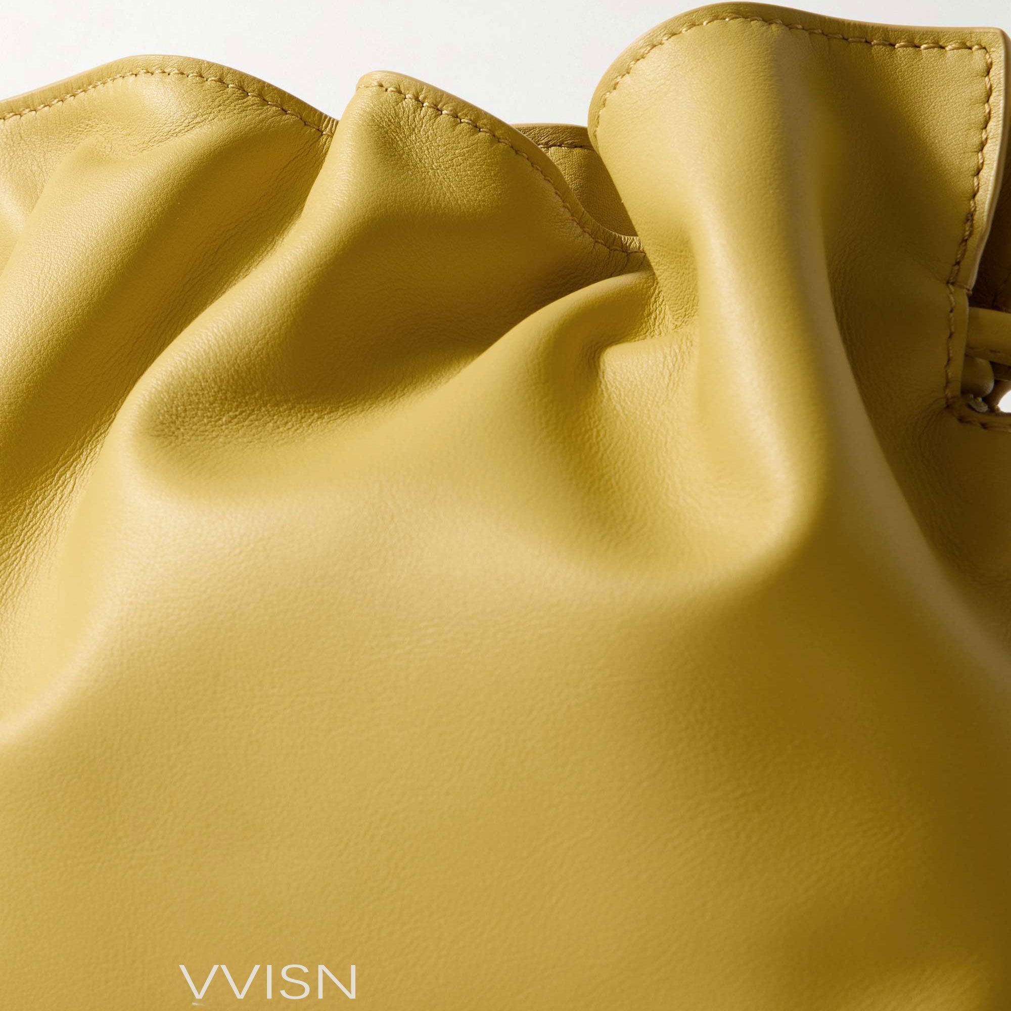 Flamenco Medium Nappa Leather Clutch - VVISN