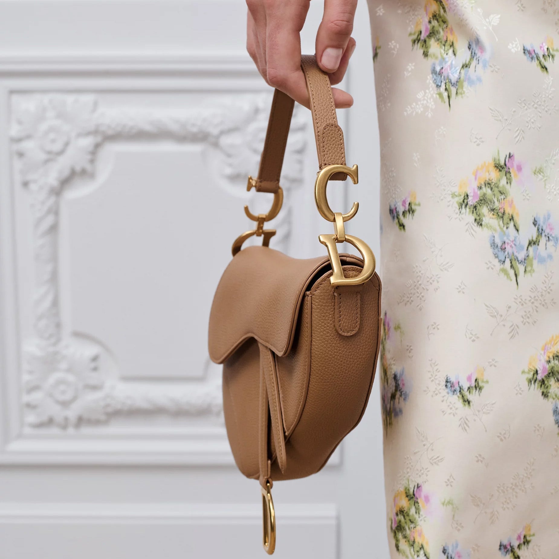 Grained Calfskin Small Saddle Bag - VVISN