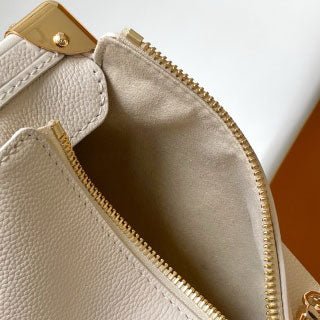 Grained Leather Side Trunk Bag - VVISN