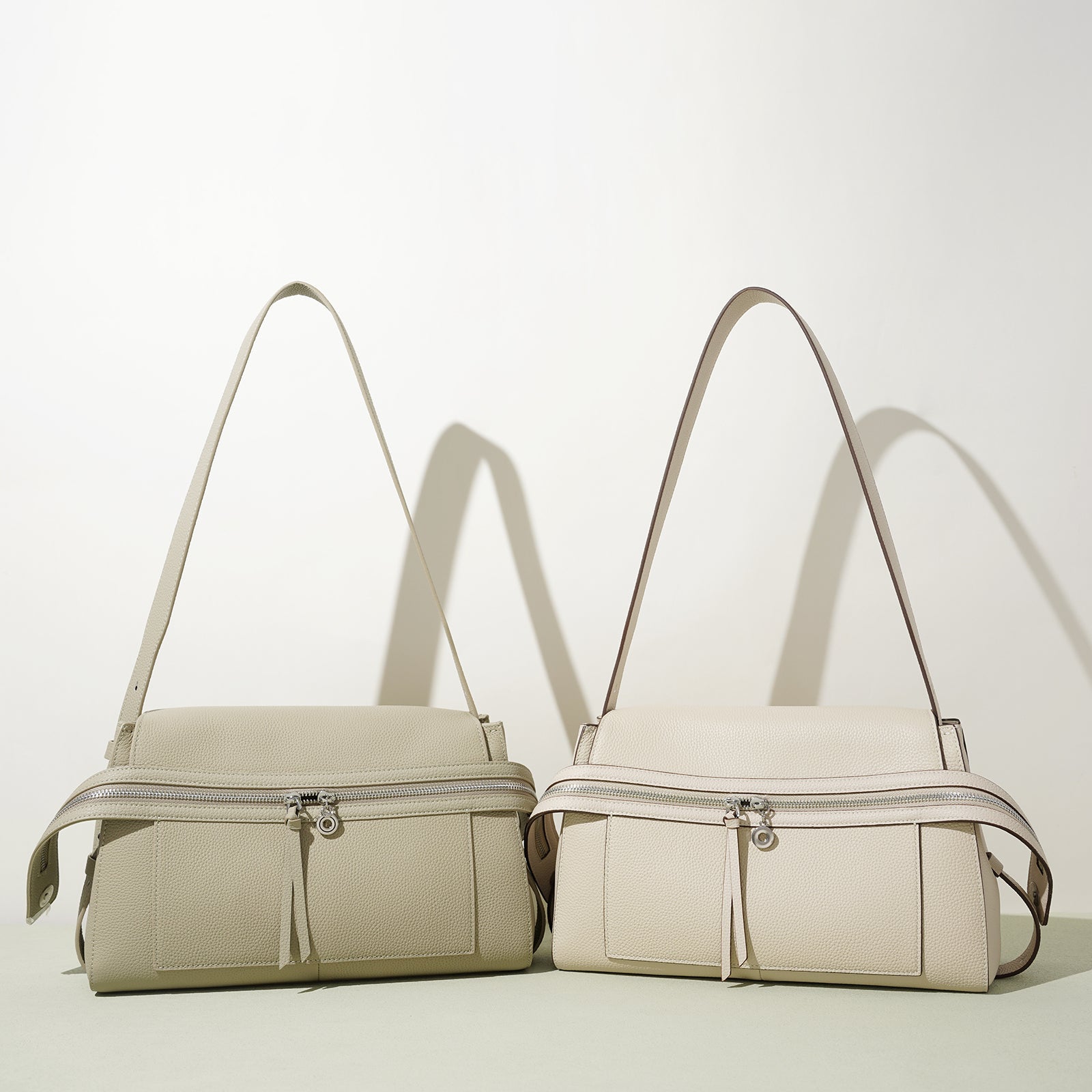 Large Leather Commuter Tote Handbag - VVISN