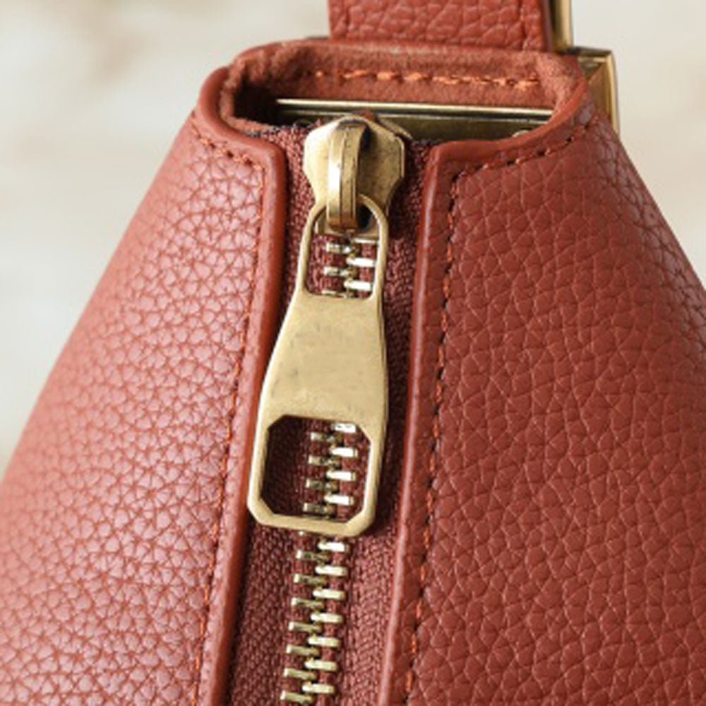 Low Key Cookie MM Hobo Bag Cognac - VVISN