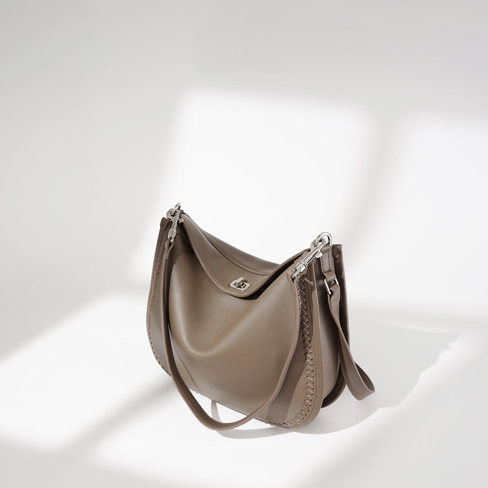 Luxury Structured Leather Work Tote - VVISN