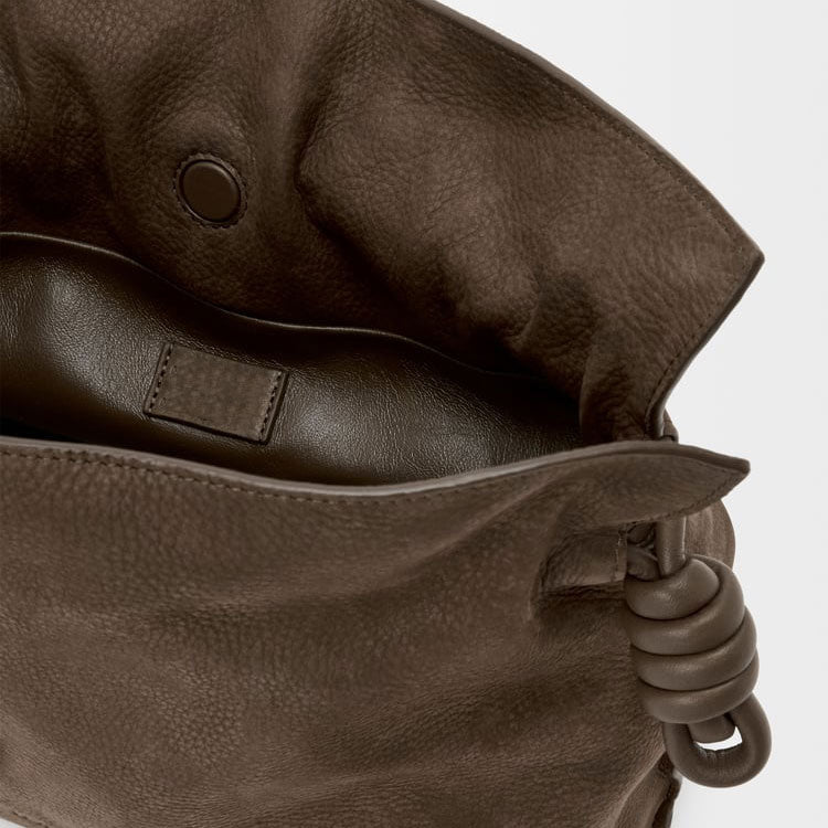 Medium Grained Nubuck Flamenco Clutch - VVISN