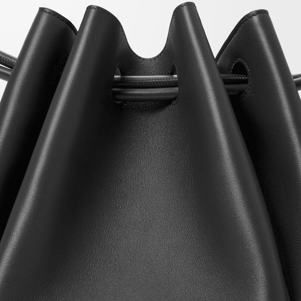 Medium Madrid Supple Calfskin Bag - VVISN