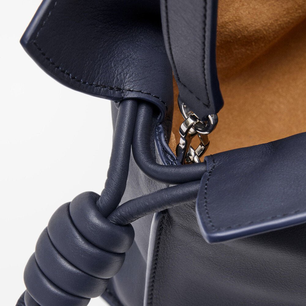 Medium Nappa Calfskin Flamenco Clutch - VVISN