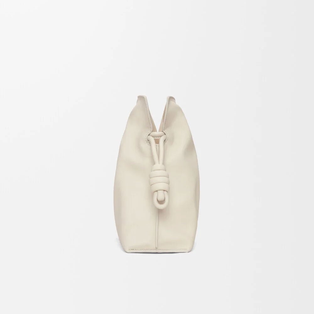 Medium Nappa Calfskin Flamenco Clutch - VVISN