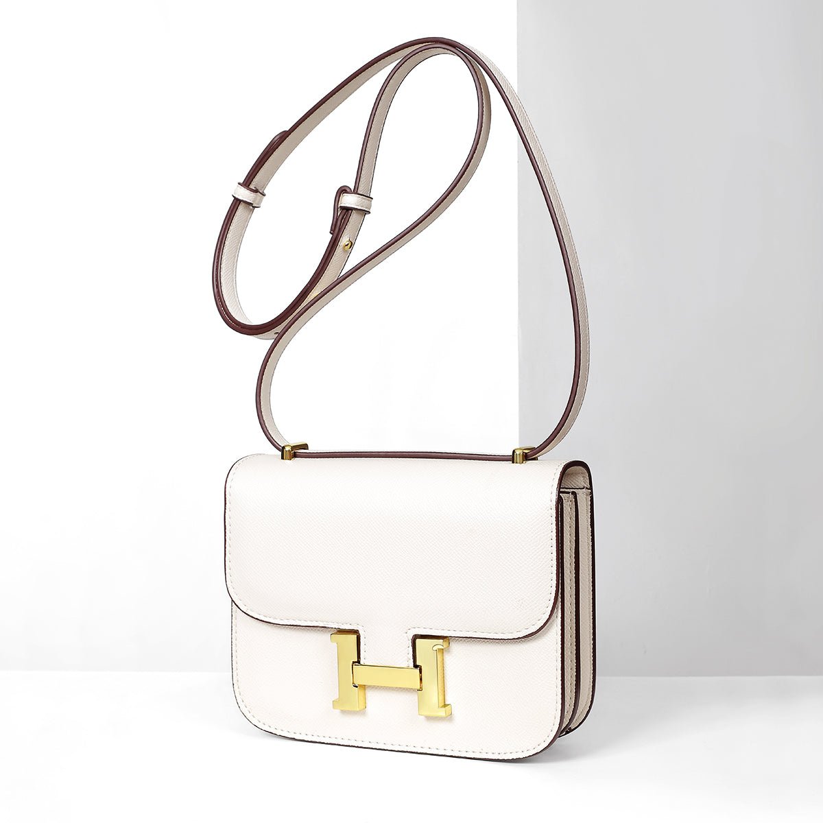 Mini Lychee Grain Cowhide Handbag - VVISN