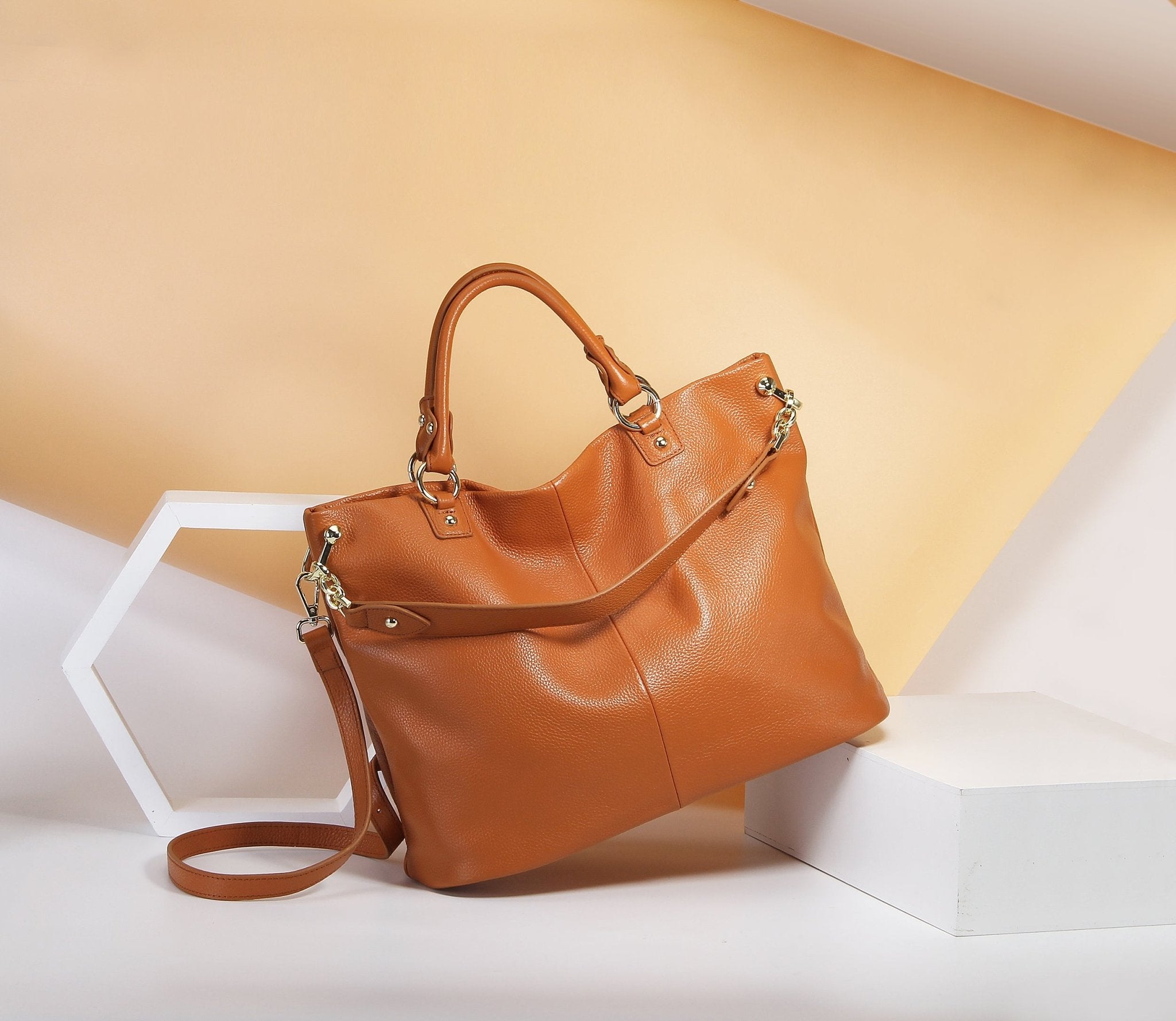 Minimalist Full Grain Leather Large Tote - VVISN