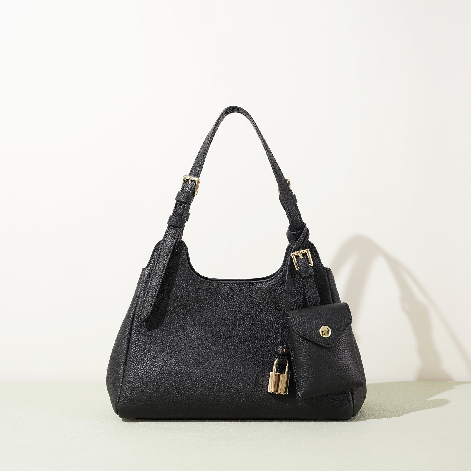Minimalist Leather Crescent Shoulder Bag - VVISN