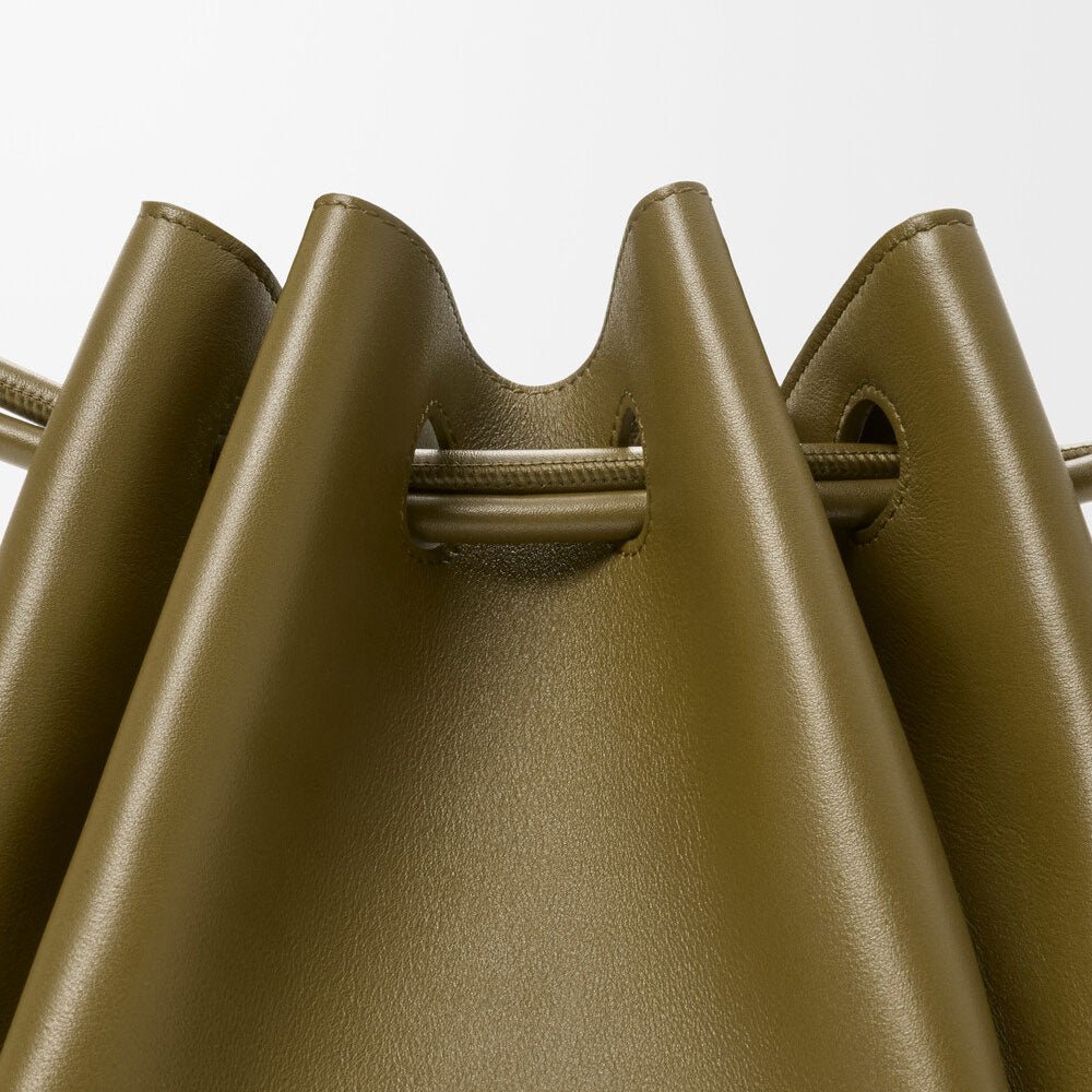 Olive Supple Calfskin Madrid Trapeze Bag - VVISN