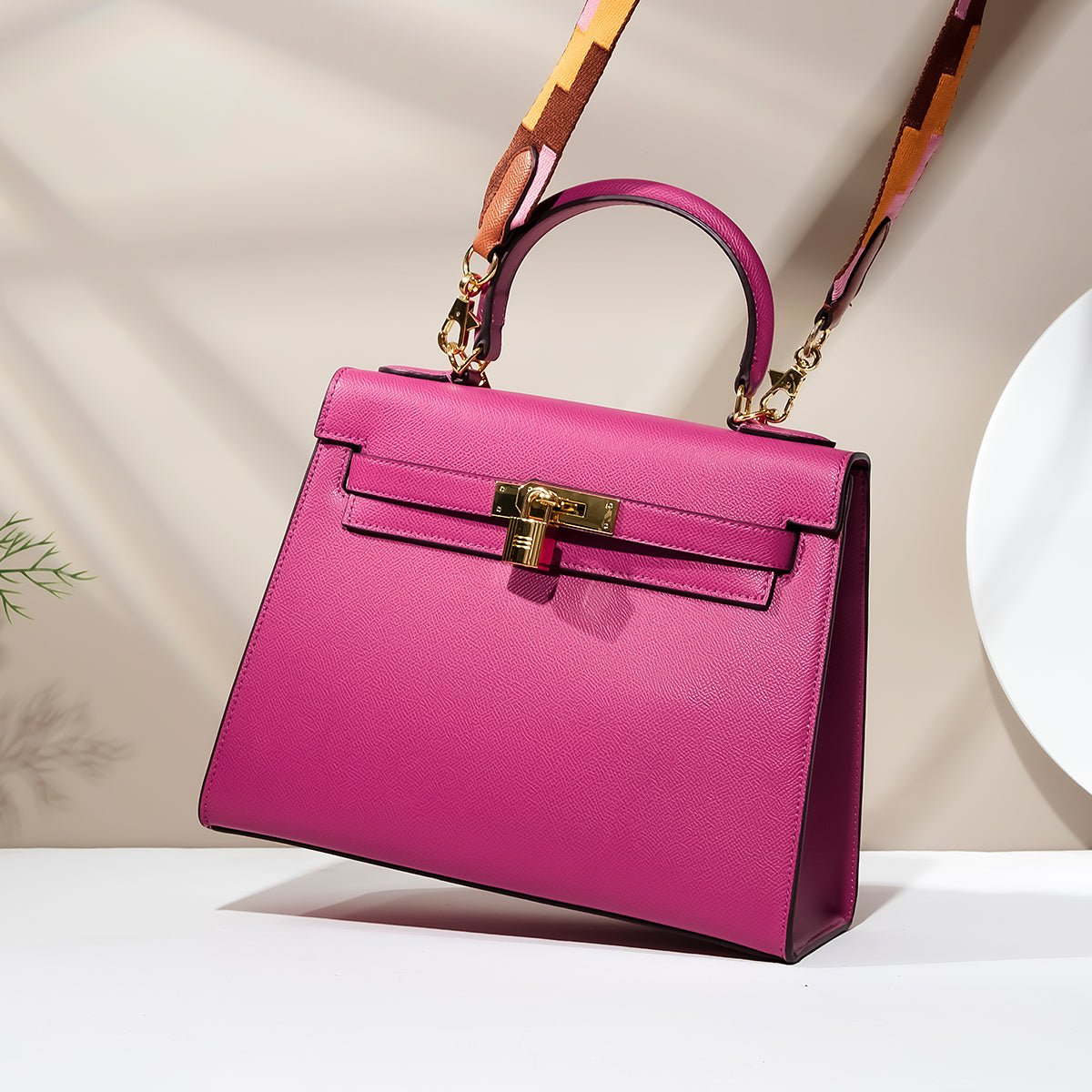 Pink Palm Grain Leather Bamboo Bag - VVISN