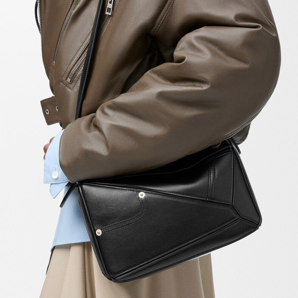 Shiny Calfskin Puzzle Shoulder Bag - VVISN