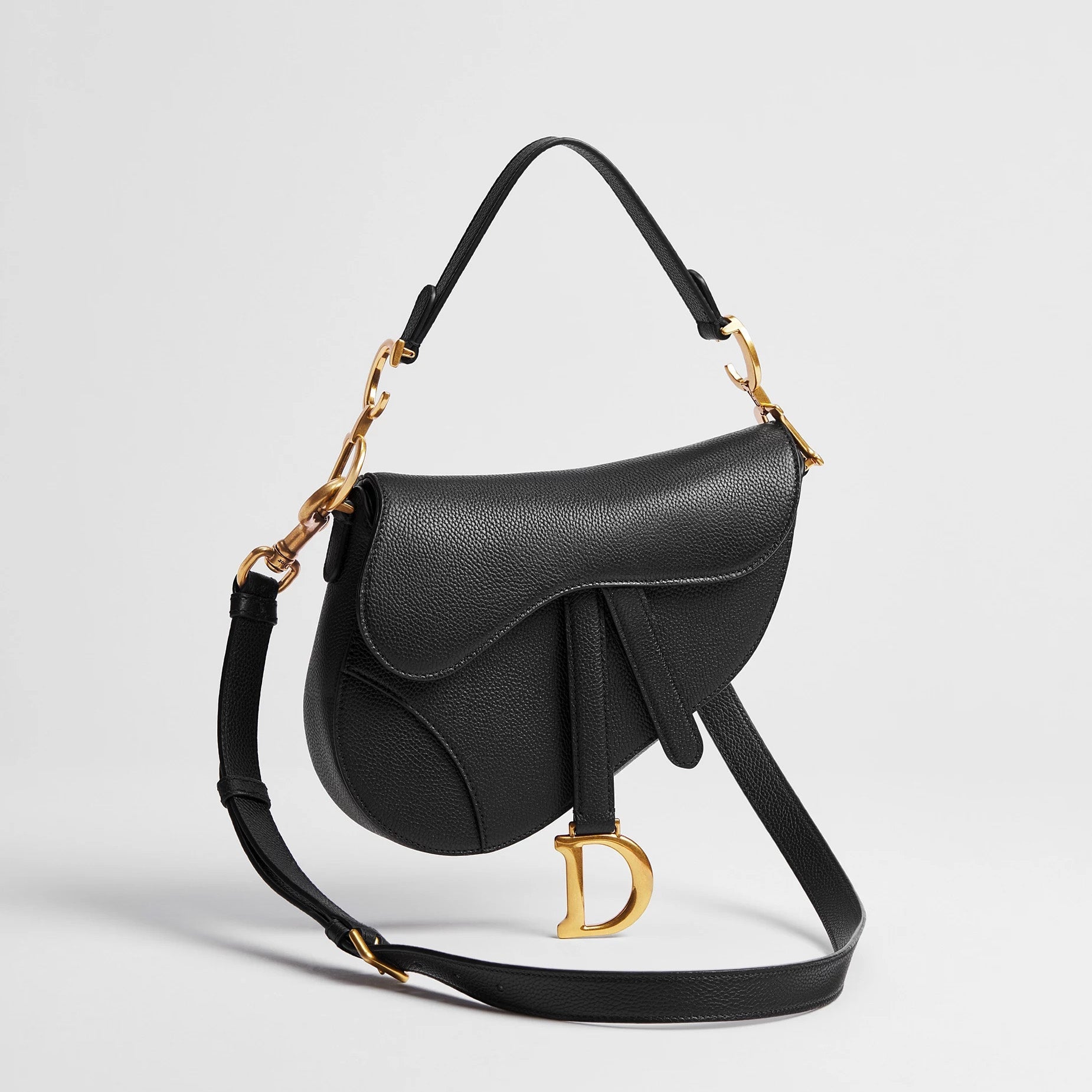 Small Grained Calfskin Saddle Bag - VVISN