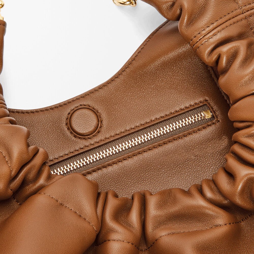 Small Squeeze bag in mellow nappa lambskin - VVISN