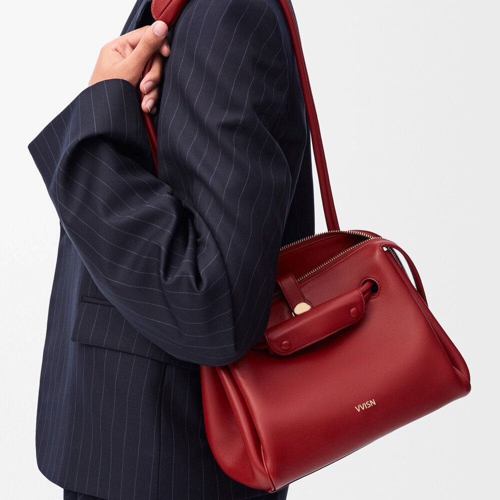 Small Supple Calfskin Trapeze Bag Burnt Red - VVISN