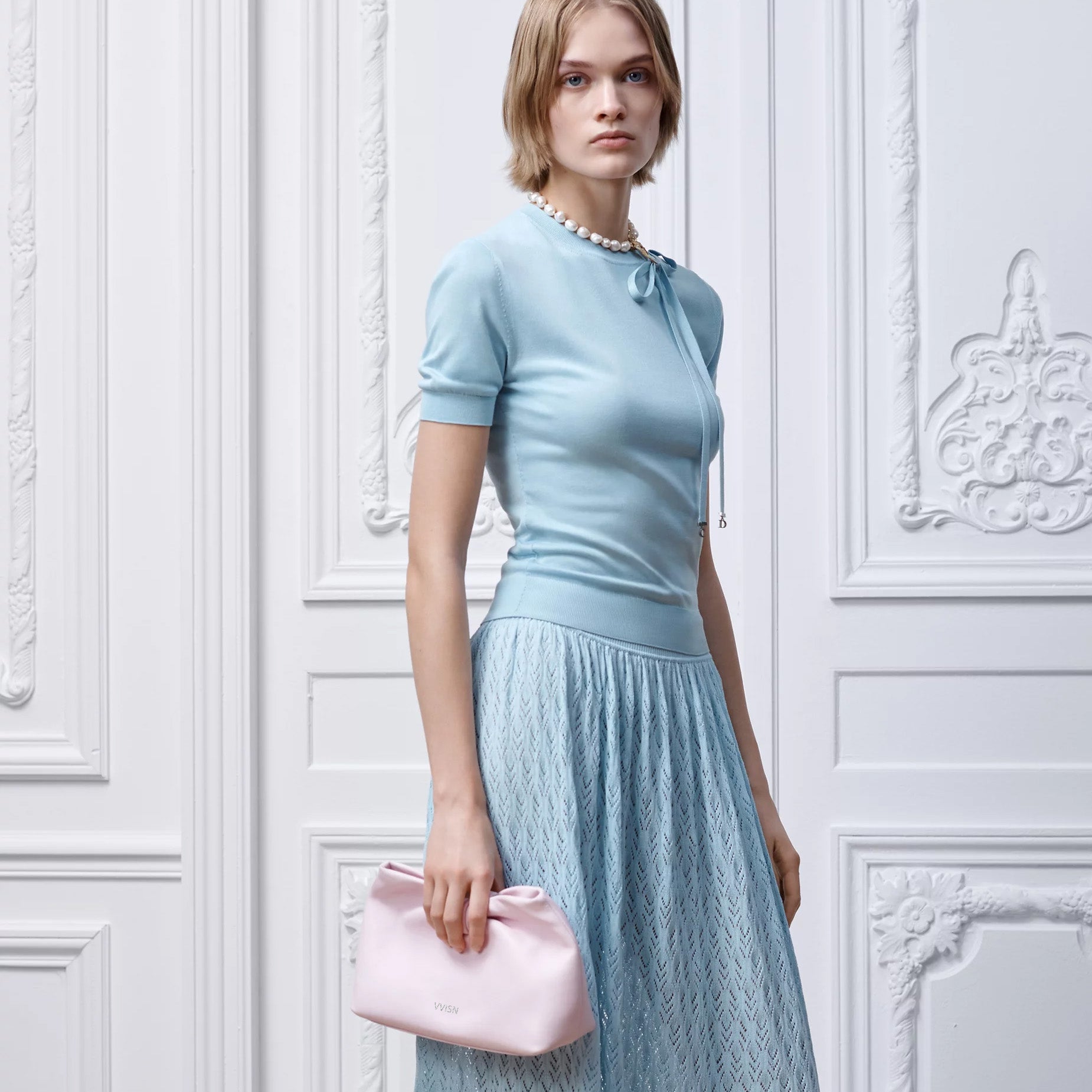 Small Supple Lambskin Bow Shoulder Bag - VVISN