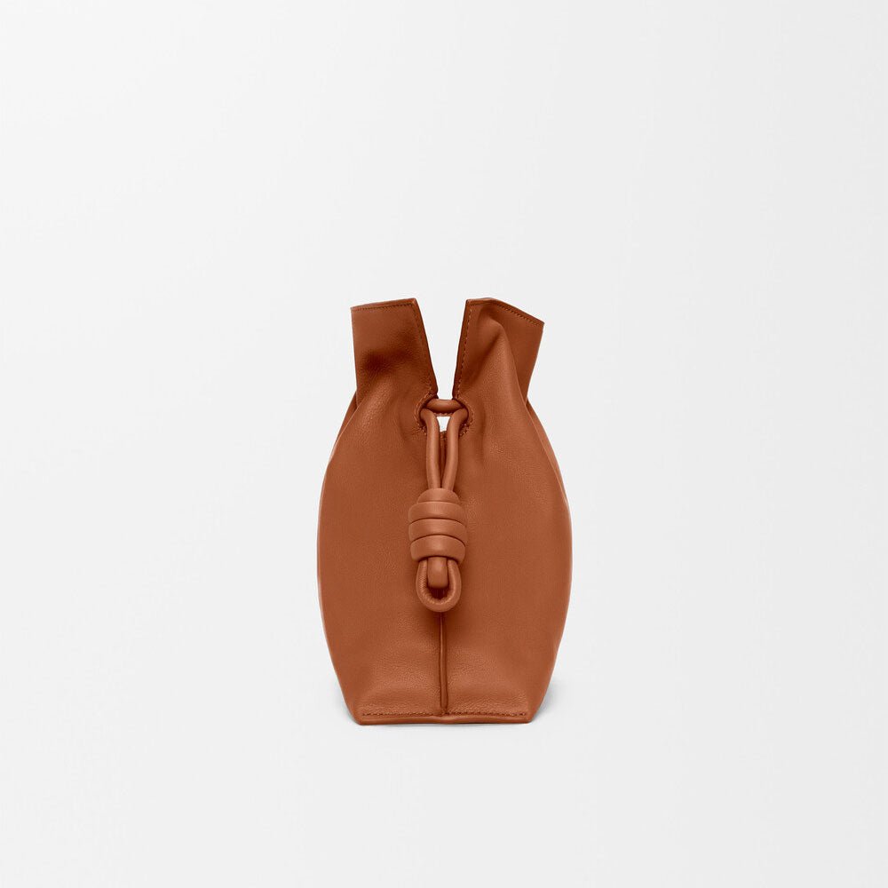 Squirrel Medium Flamenco clutch in nappa calfskin - VVISN