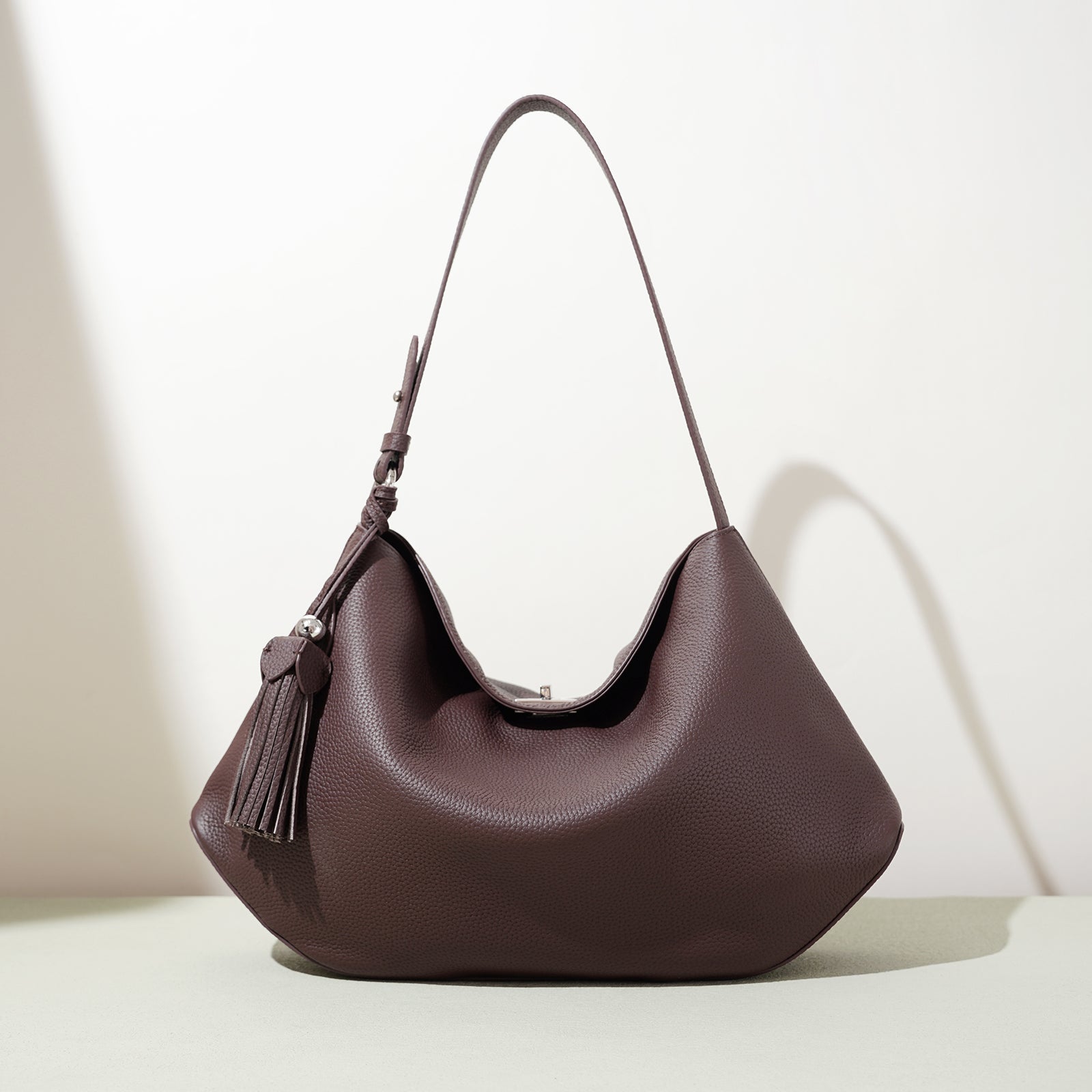 Structured Leather Trapezoid Crossbody Bag - VVISN