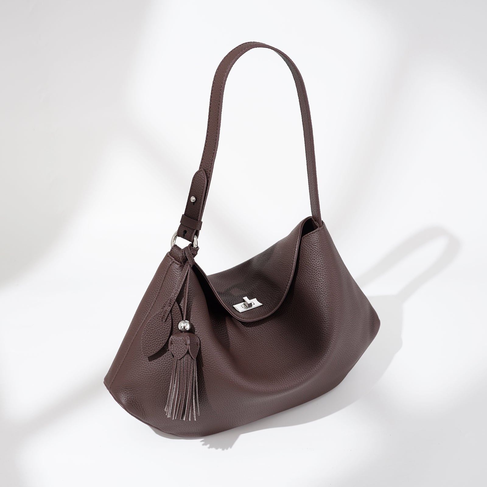 Structured Leather Trapezoid Crossbody Bag - VVISN