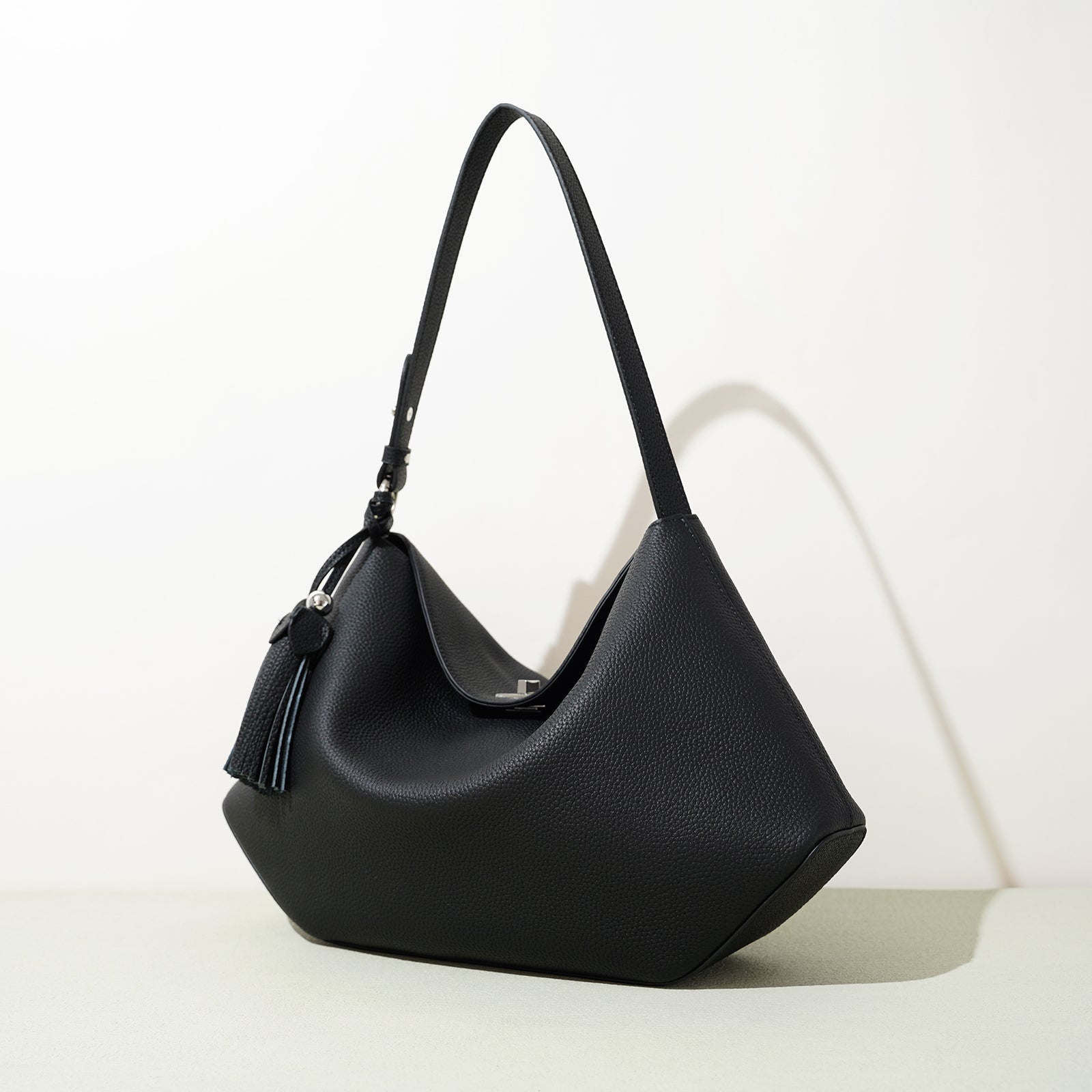 Structured Leather Trapezoid Crossbody Bag - VVISN