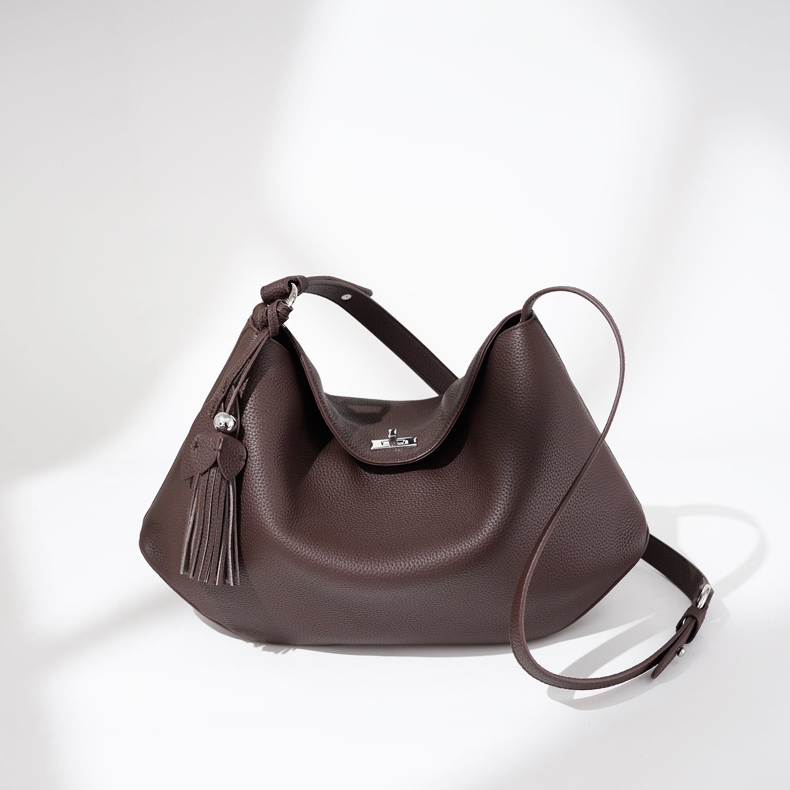 Structured Leather Trapezoid Crossbody Bag - VVISN