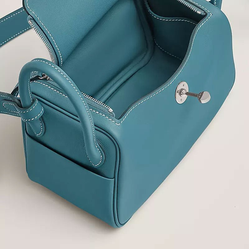 Swift Calfskin Shoulder Bag Teal Blue - VVISN