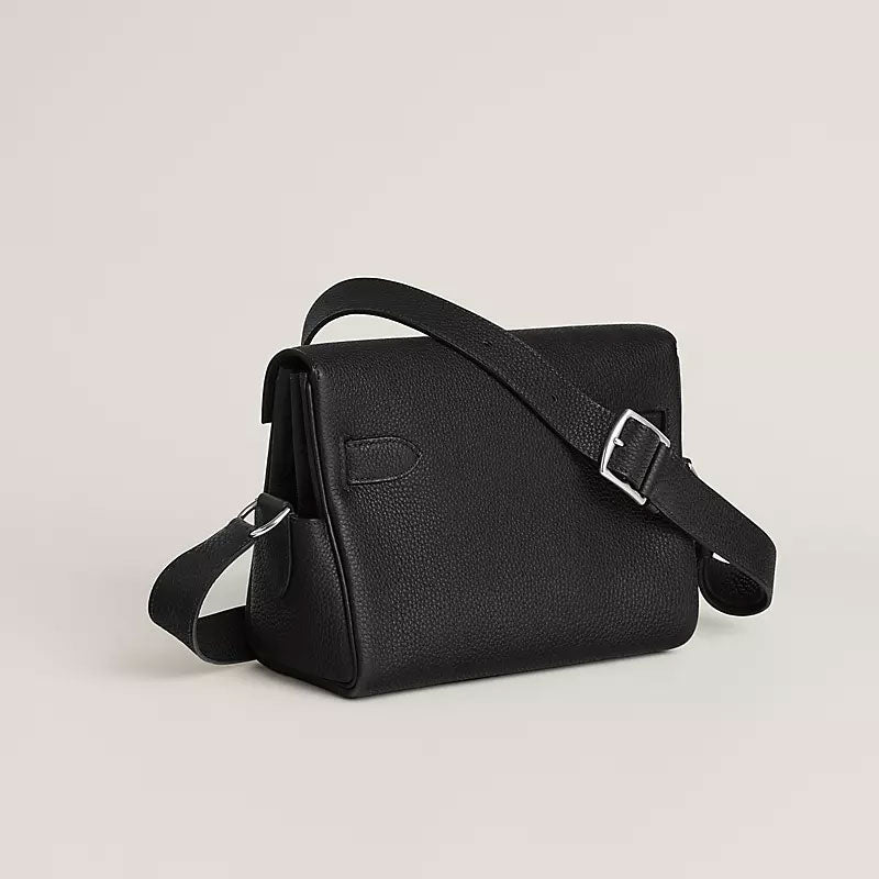 Togo Calfskin Shoulder Bag Black - VVISN