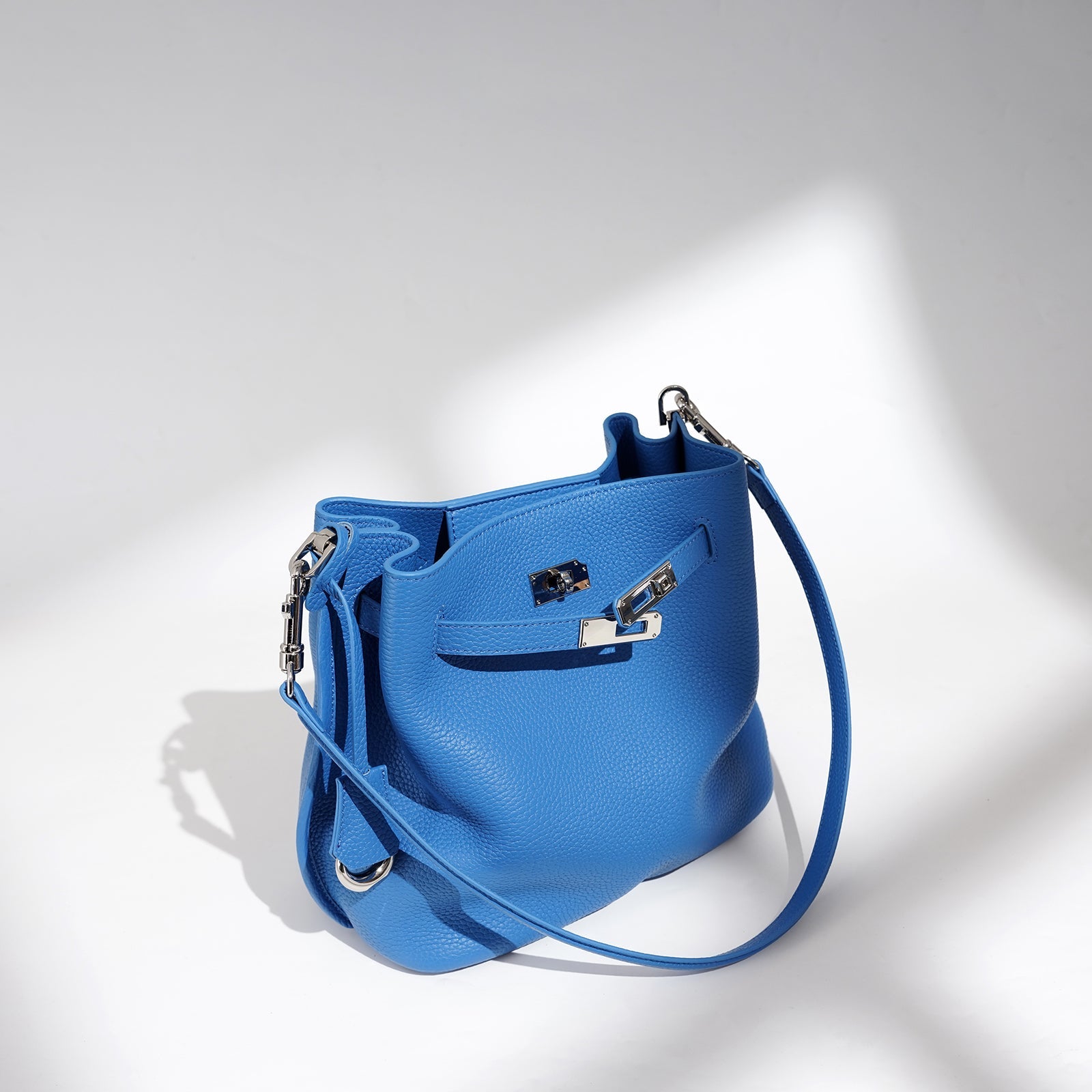 Top Grain Cowhide Curved Satchel Bag - VVISN