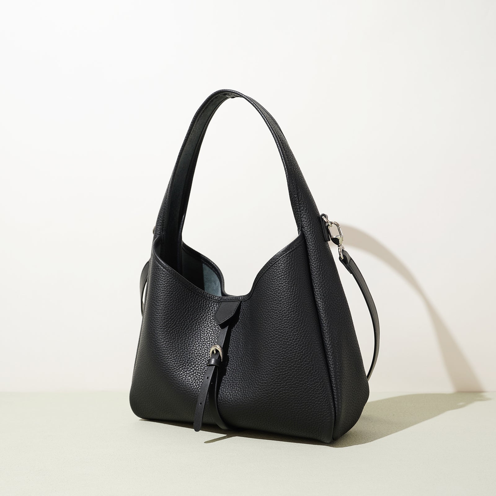 Top Grain Cowhide Minimalist Shoulder Bag - VVISN