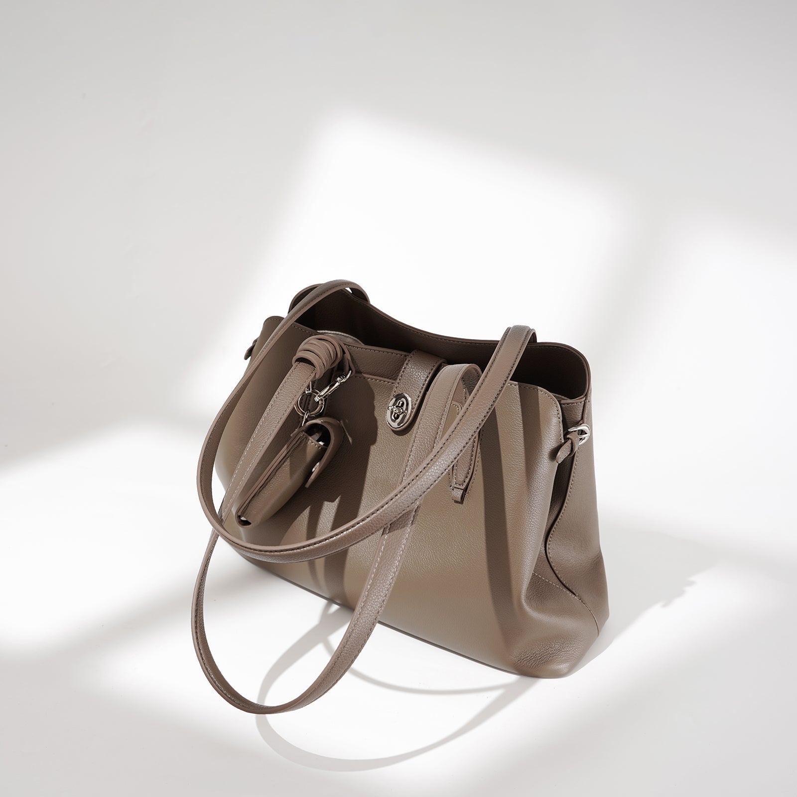 Top Grain Cowhide Origami Bucket Bag - VVISN