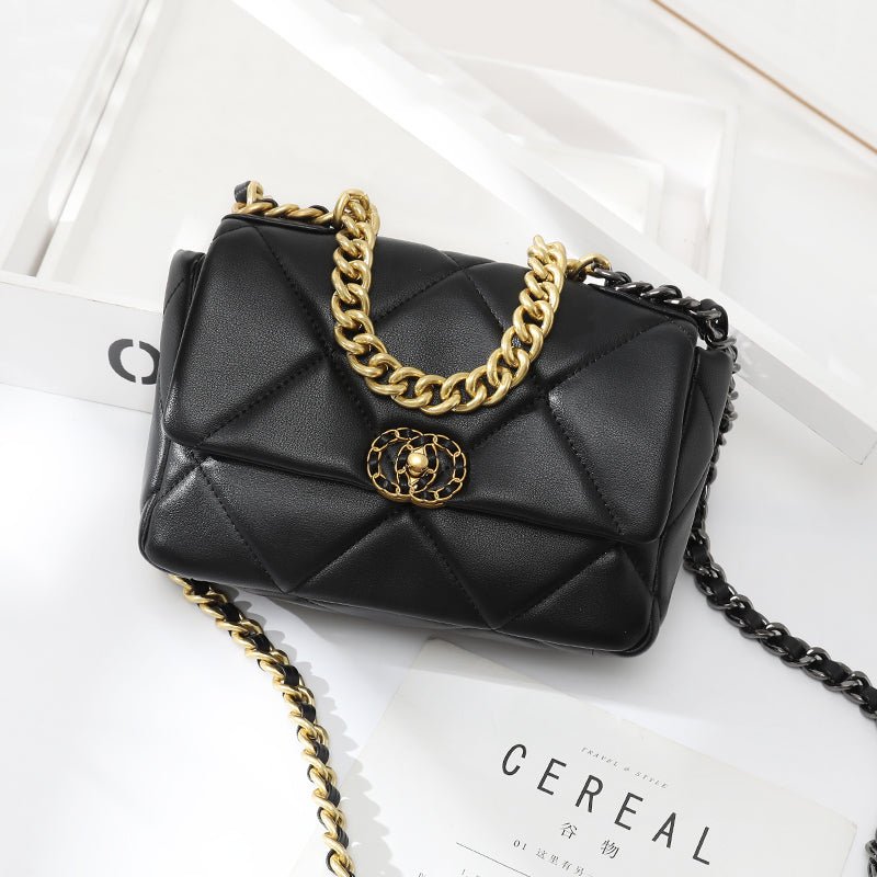 Top Grain Cowhide Quilted Chain Bag - VVISN