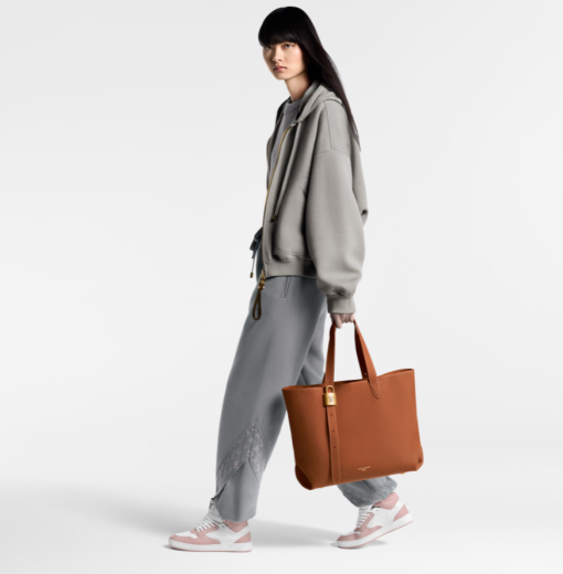 Louis Vuitton Low Key Cabas MM M25342 - Image 2