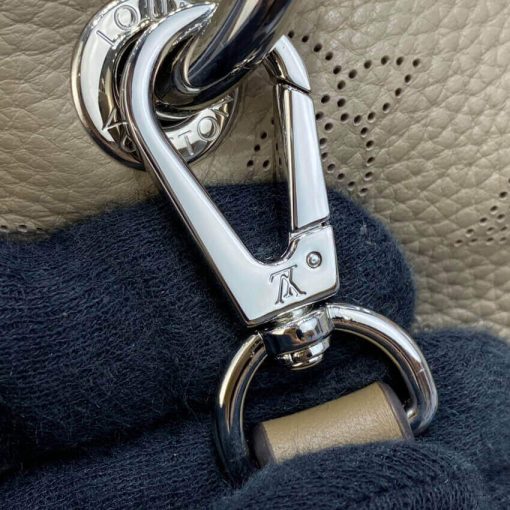 Louis Vuitton Beaubourg Hobo MM M56084 - Image 15