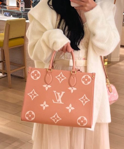 Louis Vuitton Bicolor Monogram Empreinte Onthego MM M46286 - Image 3