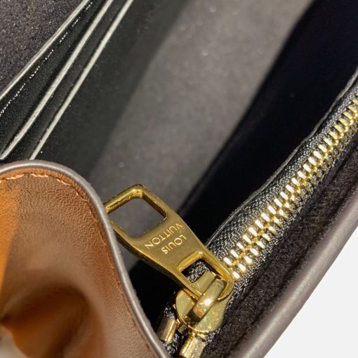 Louis Vuitton Bumbag Dauphine M58881 - Image 8