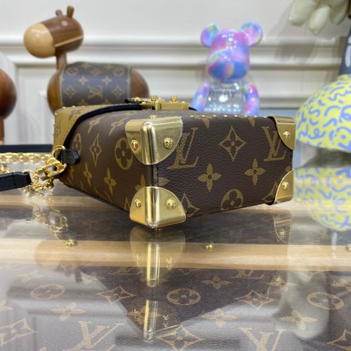 Louis Vuitton Camera Box Bag M82465 - Image 11