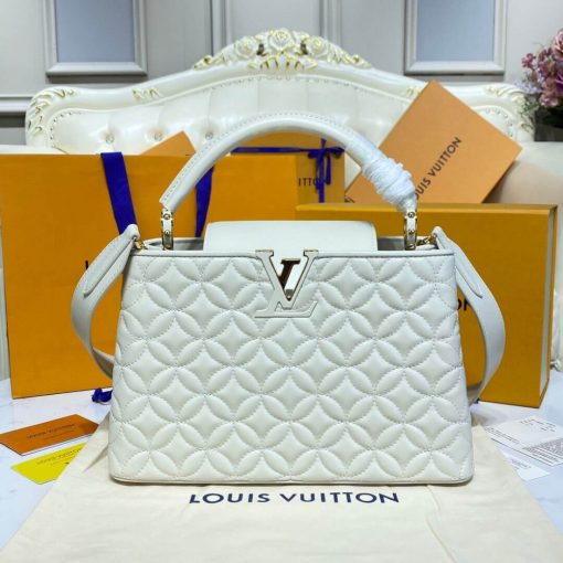 Louis Vuitton Capucines MM Bag In Quilting Lambskin M55366 White