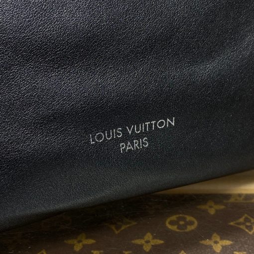 Louis Vuitton CarryAll Dark MM M25143 - Image 19