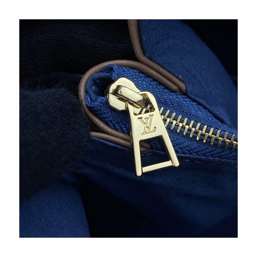 Louis Vuitton Coussin PM M59277 Taupe - Image 13