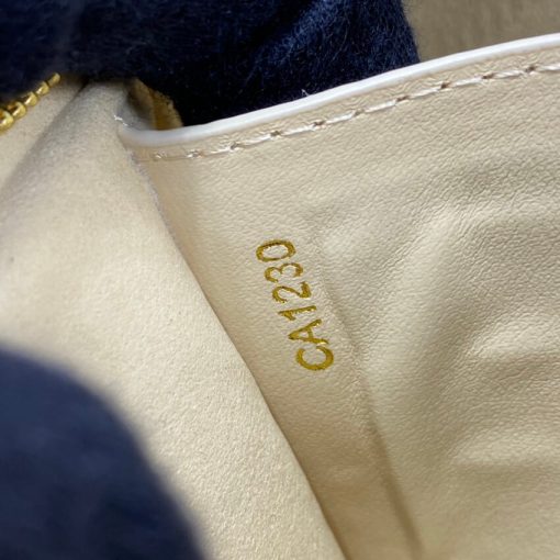 Louis Vuitton Double Zip Pochette M80084 - Image 10