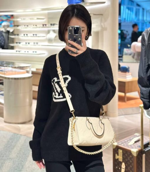 Louis Vuitton Grained Cowhide Leather OnTheGo East West Bag M23698 M23640 White - Image 2