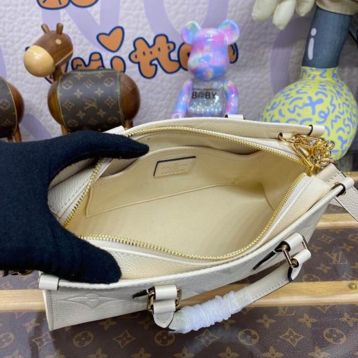 Louis Vuitton Grained Cowhide Leather OnTheGo East West Bag M23698 M23640 White - Image 14